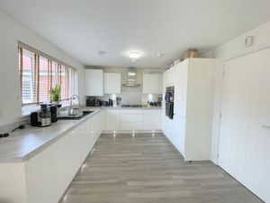 Jefferson Way- click for photo gallery